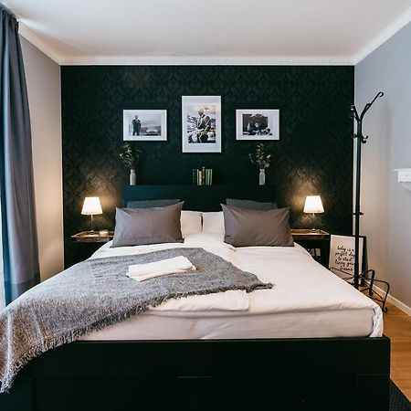 Luxury Downtown Appartement Mit Garage Graz Exteriör bild