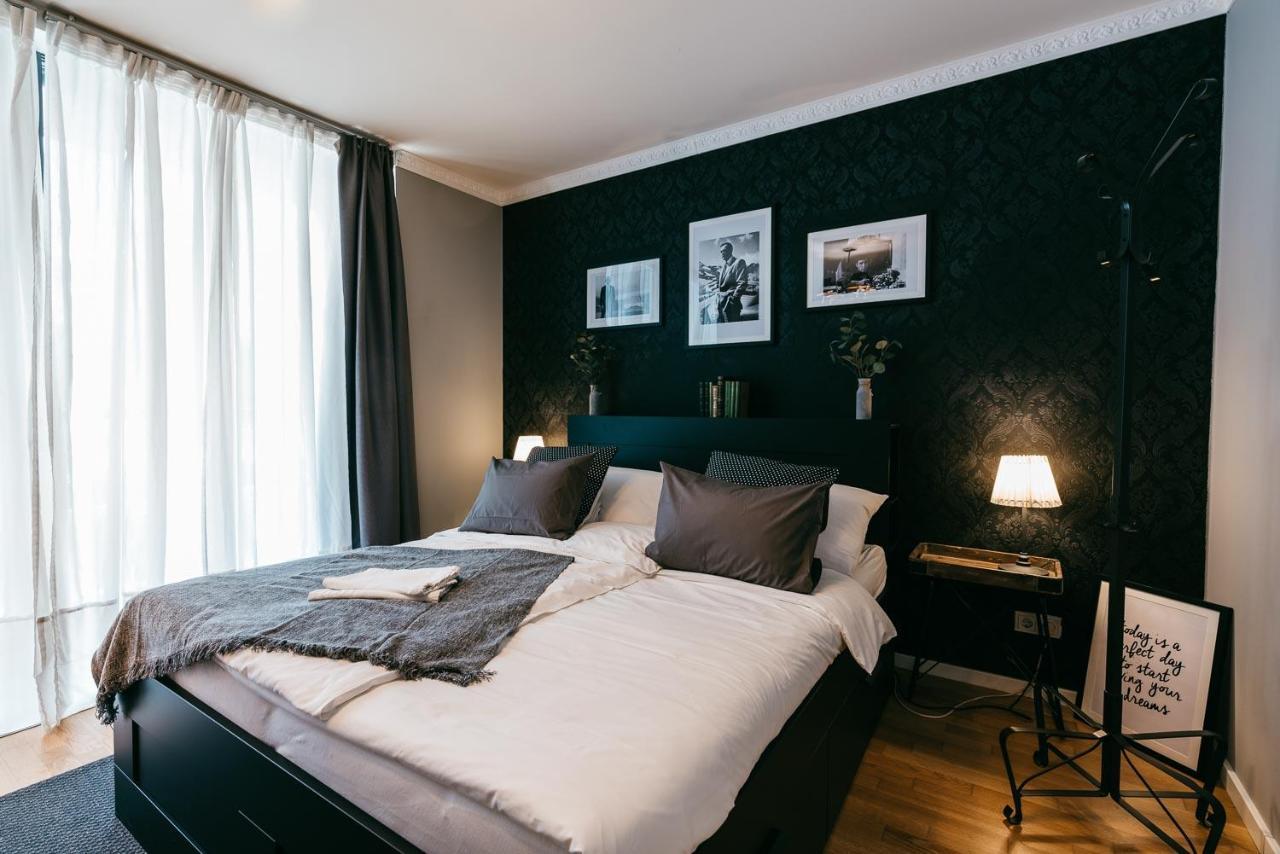 Luxury Downtown Appartement Mit Garage Graz Exteriör bild