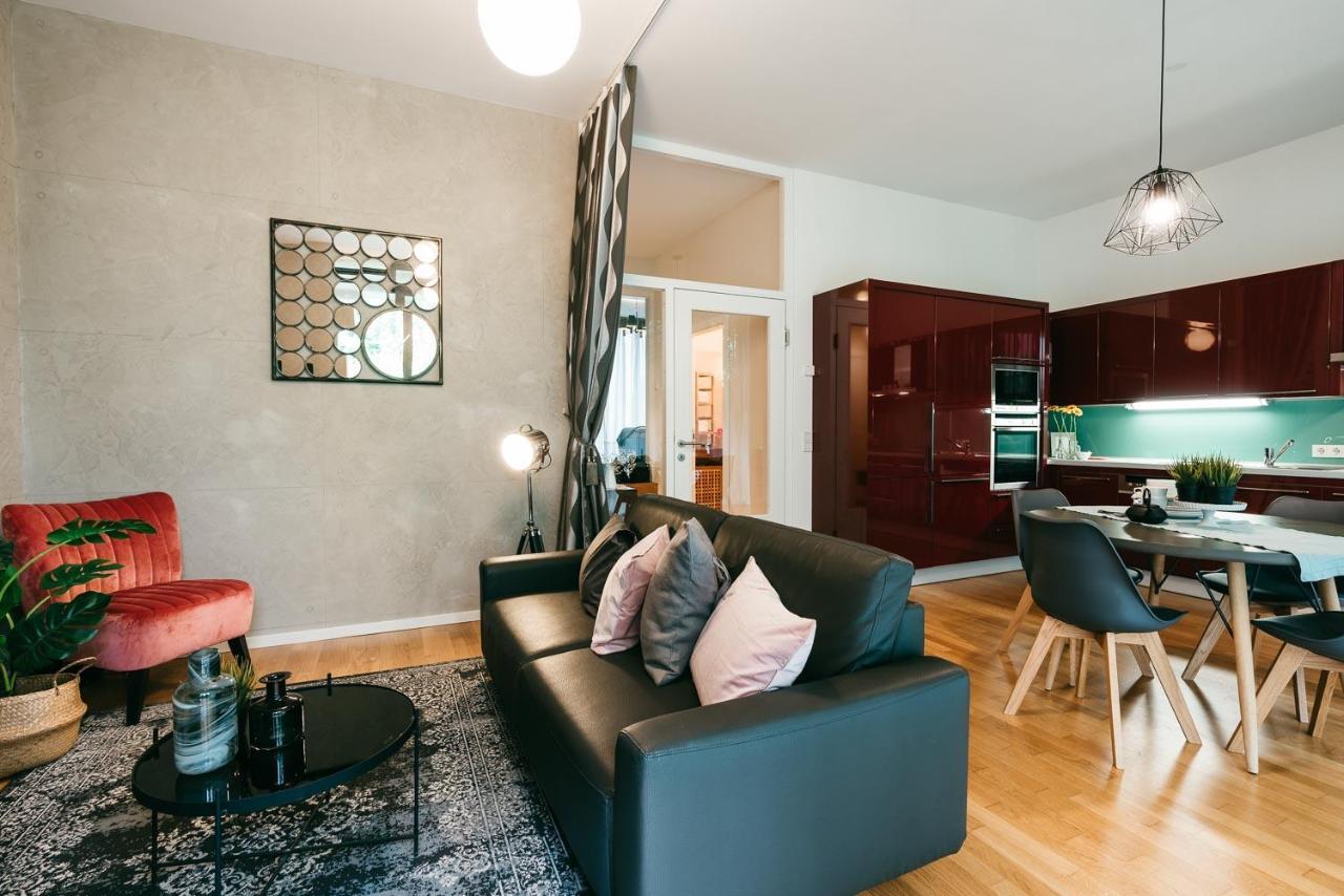 Luxury Downtown Appartement Mit Garage Graz Exteriör bild